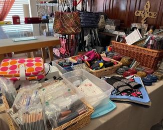 Into the master bedroom! Lots of make up brushes, jeweled boxes, zipper pouches