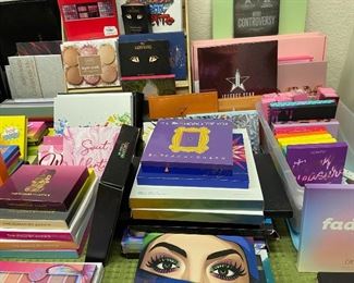 Close look at the palettes