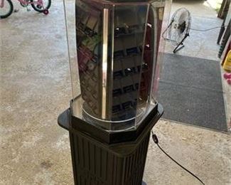 Lot 10
Rotating light up zippo display with stand!!!