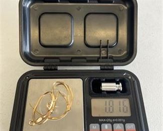 Lot 12
Scrap 14k gold