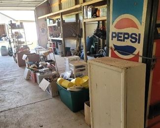 Pepsi machine 