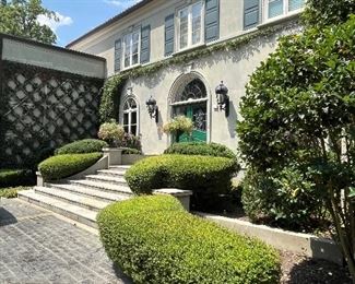 Stunning home and gardens