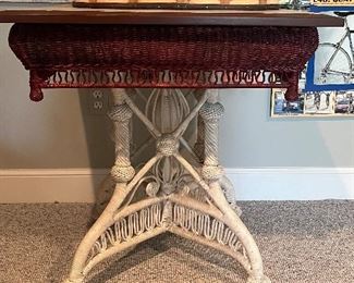 ANTIQUE HEYWOOD WAKEFIELD POCONOS resort wicker…large collection 