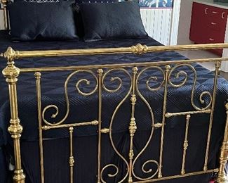 The most exquisite English Victorian brass bed…$$$