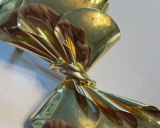 Large 14K gold ladies brooch…almost 4” in length and 2” tall