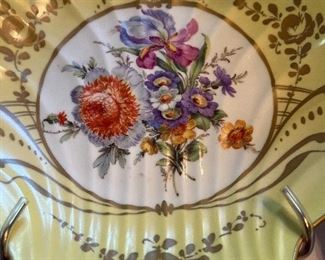 Large Limoges shell plate 1 of 2
Circa 1800