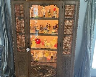 Custom lighting in cabinet