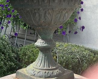 Pair of antique French urns 