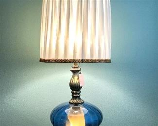 Detail pic, Empoli Blue glass Night light belly 