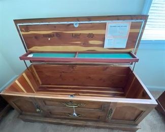 Lane Cedar Lined Blanket Chest