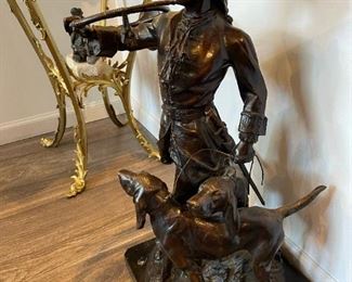 Bronze Sculpture Hunter with Dogs by FERDINANDO DE LUCA after Hippolyte Moreau and Prosper Lecourtier