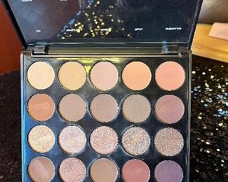 Morphe 25B Bronzed Mocha Palette