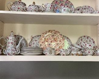 Chintz dishes