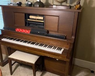 Vintage player piano restored 