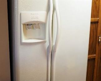Frigidaire Side By Side Freezer/Refrigerator With Water And Ice In Door, Model FRS6HR5JQ4, 69" x 37" x 36"