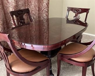 Small Dining Room Table w/ Glass Top & 4- Chairs