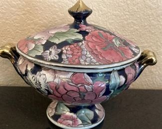 Vtg. Chinese Porcelain Raised Relief Lidded Dish