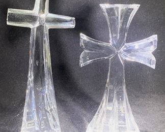 Crystal crosses