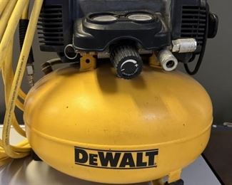 Dewalt 6 Gallonl165 PSI Electric Pancake Air
Compressor