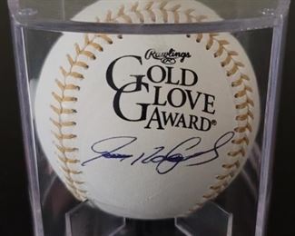 Ivan (Pudge) Rodriguez Signed Baseball - Gold Glove Award
