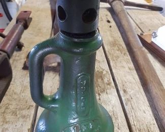 Vulcan bottle jack 