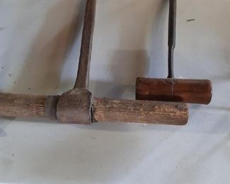 Hay hooks