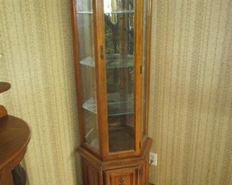 Curio cabinet