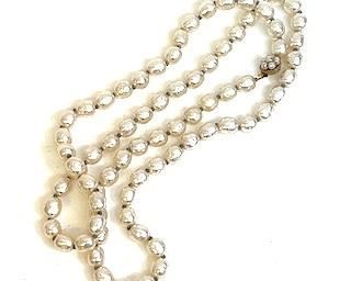 Miriam Haskell faux pearl necklace