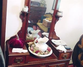 Victorian Era Eastlake Vanity Dresser