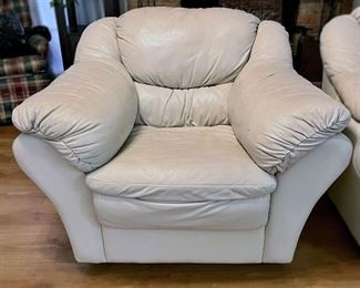 White Leather Style Love Seat