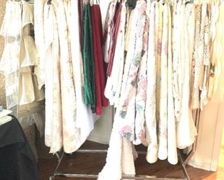 Misc. Quilts & Lace Tablecloths