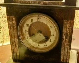 Marble Clock  works has key, pendulum    100