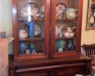 $600 - Classical Empire 8 ft. Bookcase 