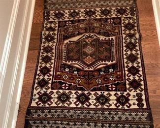 $75 - Wool 2 x 4 rug