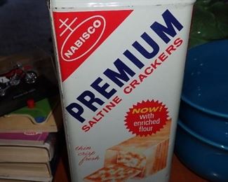 NABISCO CRACKER TIN