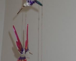GLASS HUMMING BIRDS CHIMES