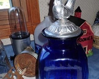 BLUE JAR WITH ROOSTER LID