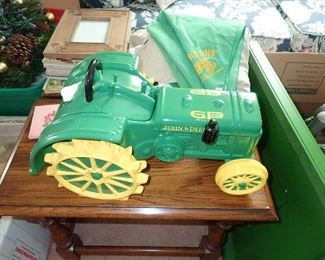 JOHN DEERE COOK JAR AS IS