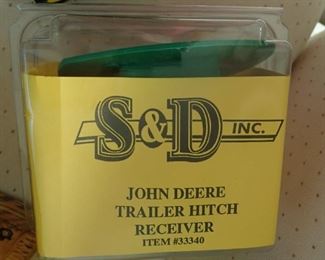 JOHN DEERE HITCH RECEIVER
