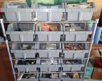 RACK WITH MULTI BUCKETS