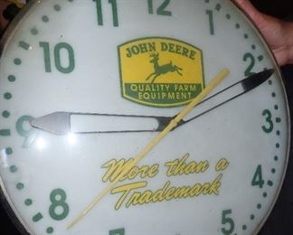 John Deere electric clock works great