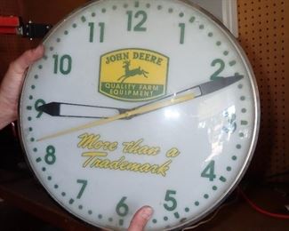 John Deere electric clock works great