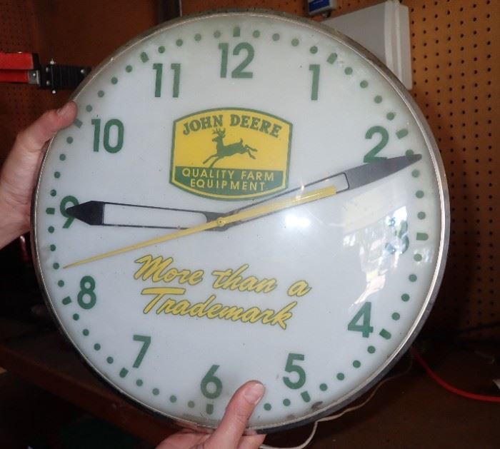 John Deere electric clock works great