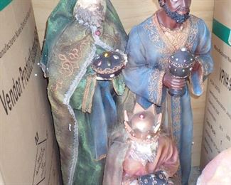 nativity set - outdoors - large size