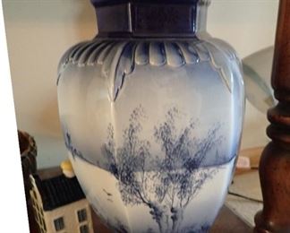 VINTAGE VASE