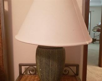 Quantity 2 ceramic lamps