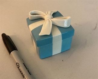 Tiffany ceramic trinket box