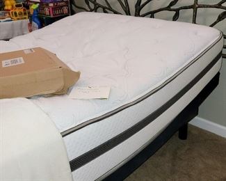 Double adjustable bed with wireless remote