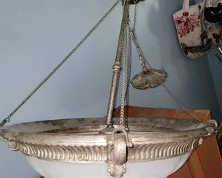 Large pendant light fixture