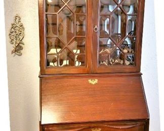 Secretary cabinet with bubble glass